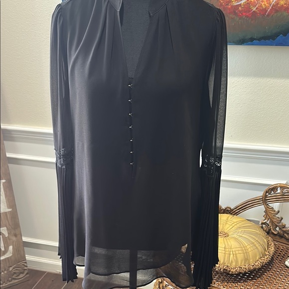 Elegant Black Long Sleeve Blouse with Mandarin Collar - Picture 1 of 4